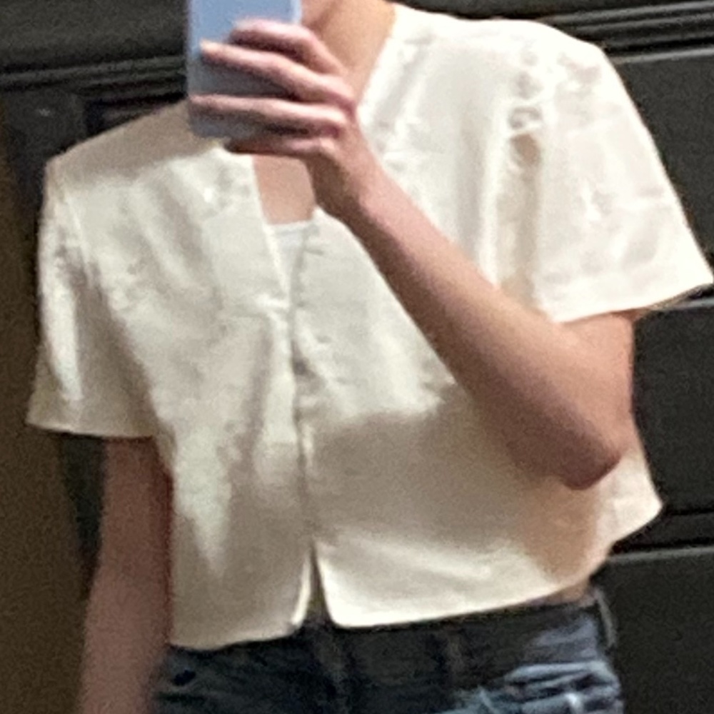 Cream crop top
